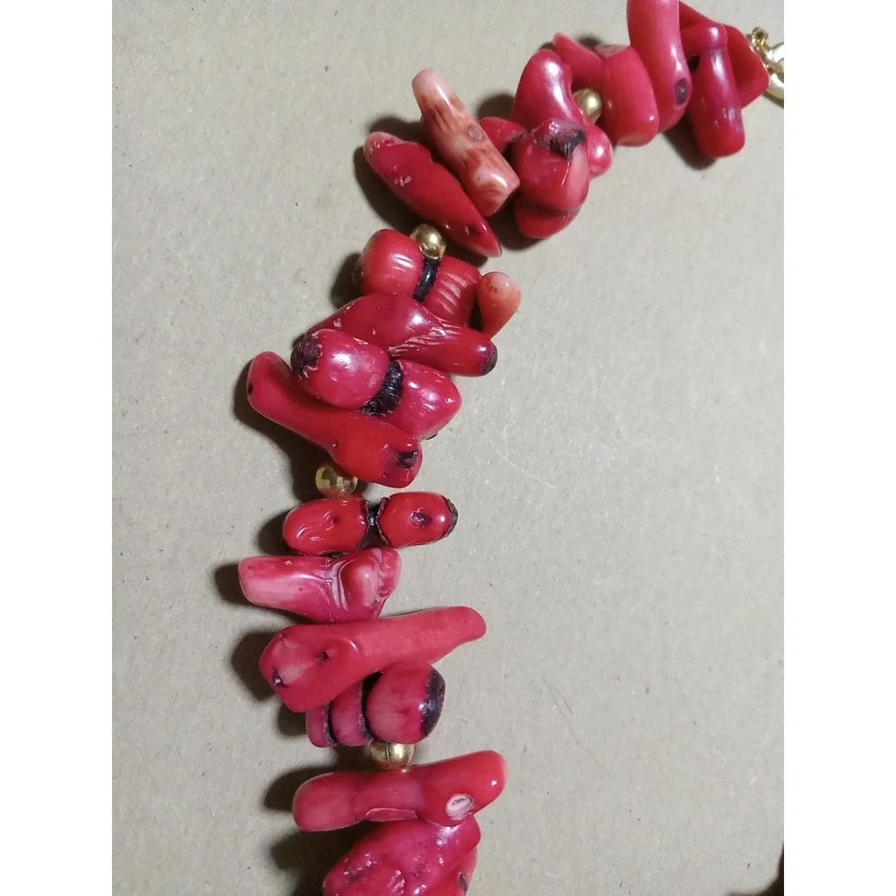 Kenneth Lane Design Vintage Red Coral‎ Natural Varied Size Stones 15